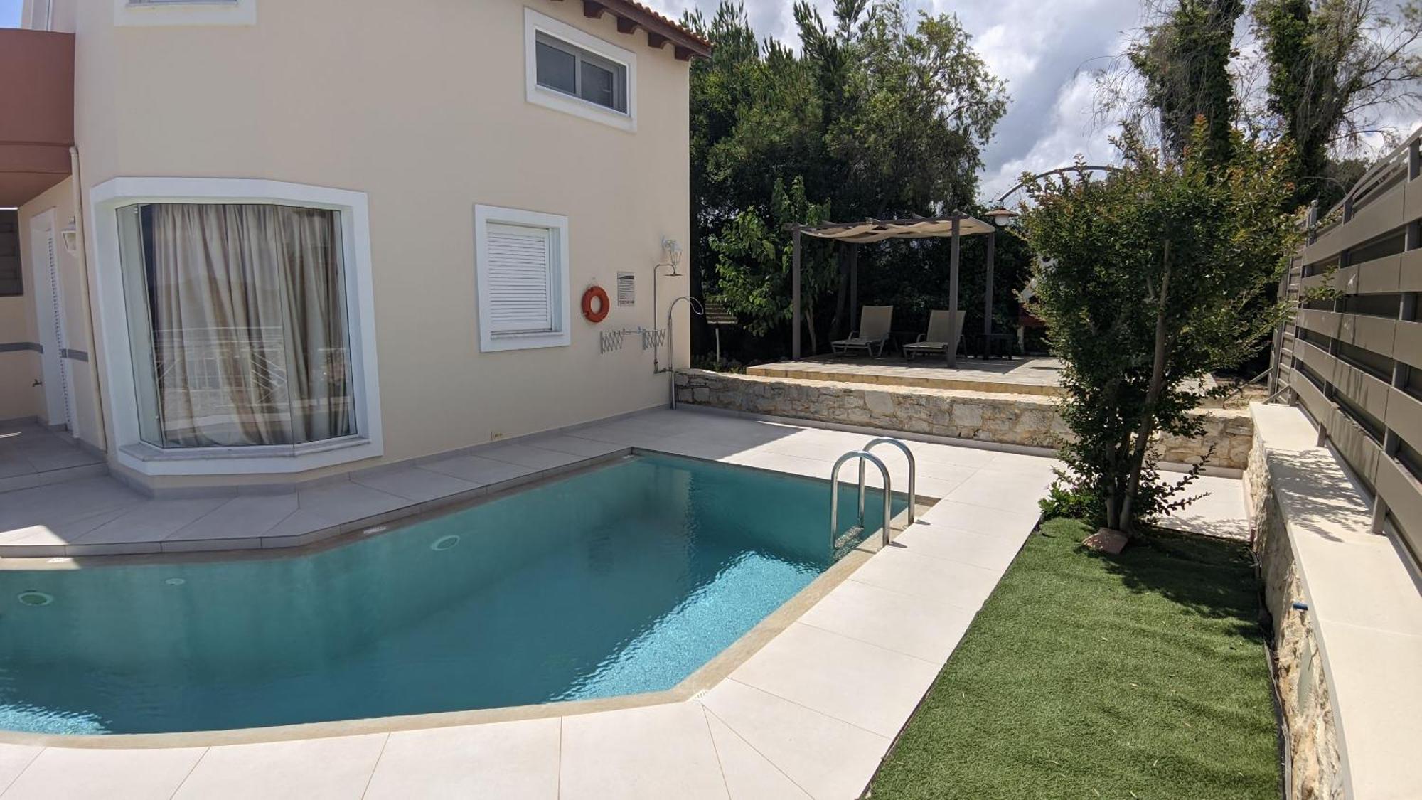Pantanassa Villas Agia Marina 외부 사진