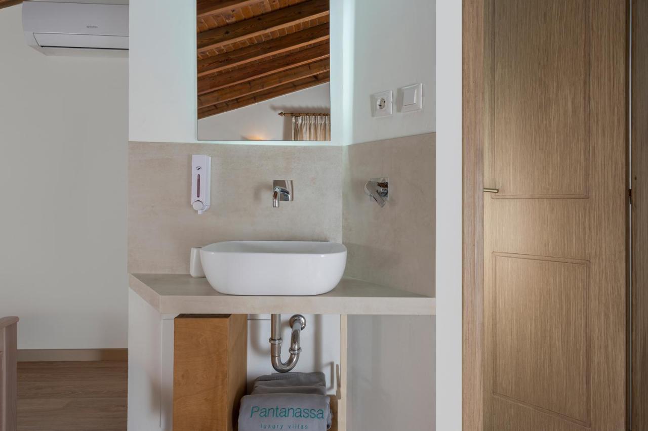 Pantanassa Villas Agia Marina 외부 사진